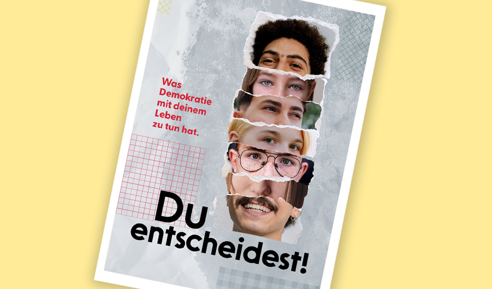 Cover der Broschüre "Du entscheidest" Was Demokratie mit deinem Leben zu tun hat.