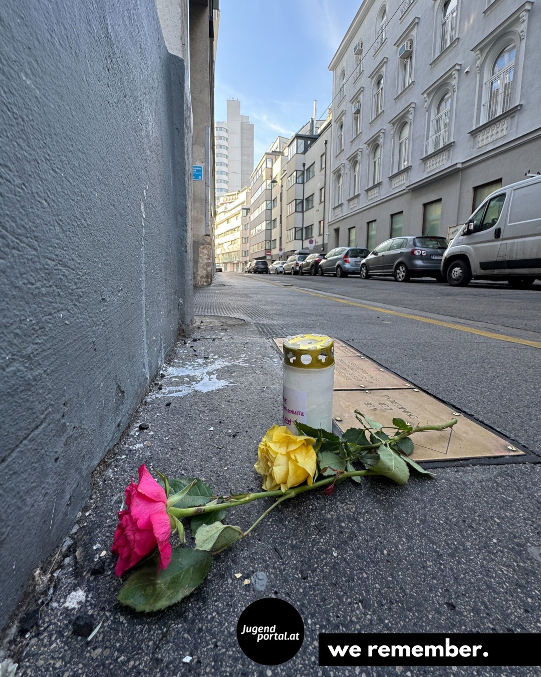 #WeRemember 🕯️ 

Heute, am 27. Jänner, ist der Internationale Tag des Gedenkens an die Opfer des Holocaust. Über 6 Millionen Jüdinnen und Juden wurden im Holocaust, auf Hebräisch auch Schoah genannt, ermordet. Auch politische Gegnerinnen und Gegner, Andersdenkende, Menschen mit Behinderungen und bestimmte ethnische Volksgruppen wurden Opfer dieser Gräueltaten. Wir gedenken diesen Opfern und treten entschieden gegen jegliche Form von Antisemitismus, Faschismus und Hass auf. 

#HolocaustRemembrance #WeRemember